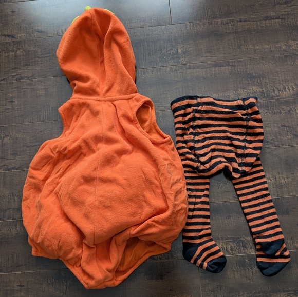 Free With Purchase - Pumpkin costume - Picture 2 of 2